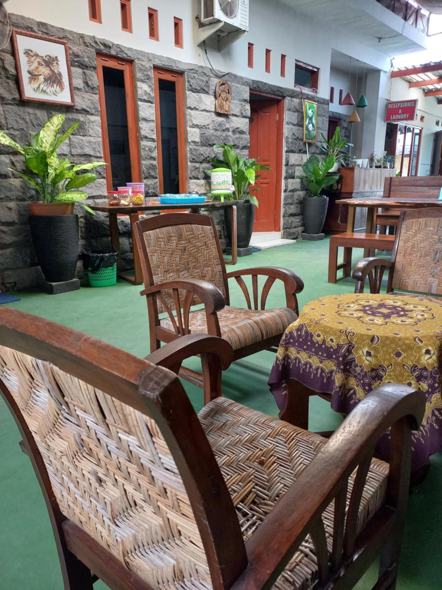 Ada Homestay Magelang Zewnętrze zdjęcie