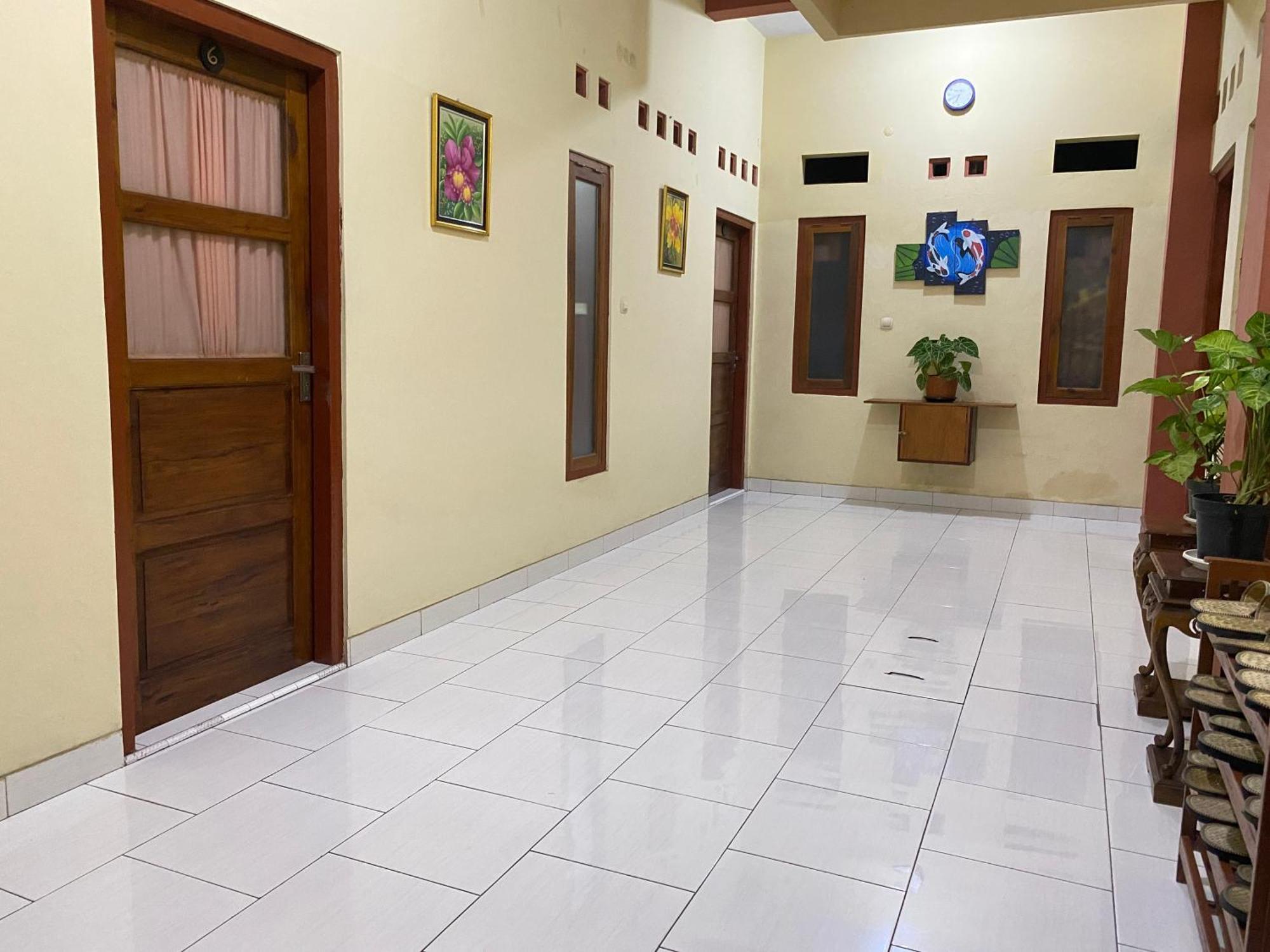 Ada Homestay Magelang Zewnętrze zdjęcie
